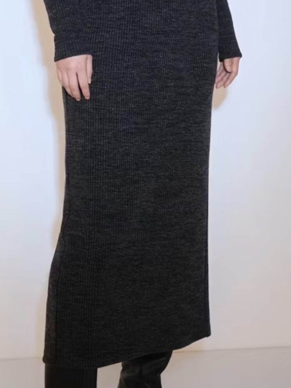 New with Tags Mango Slit Knitted Skirt Grey